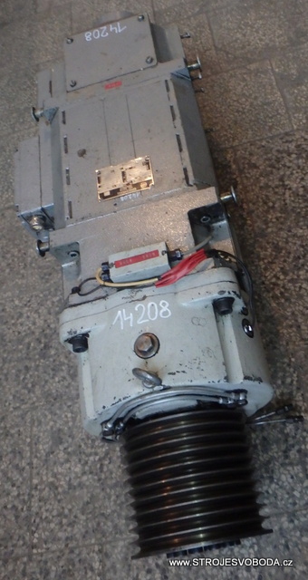 Elektrický motor V160L64 (14208 (6).JPG)